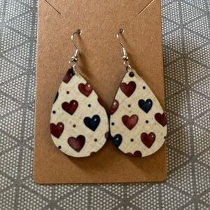 Heart Pattern Teardrop Earrings